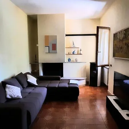 Casa Chisu Apartament Orosei
