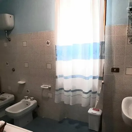 Casa Chisu * أروسييْ